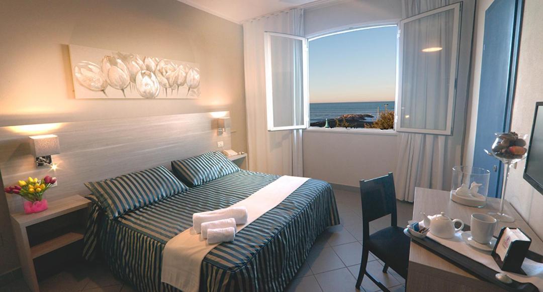 Hg Hotel Il Settebello 切齐纳的码头 外观 照片